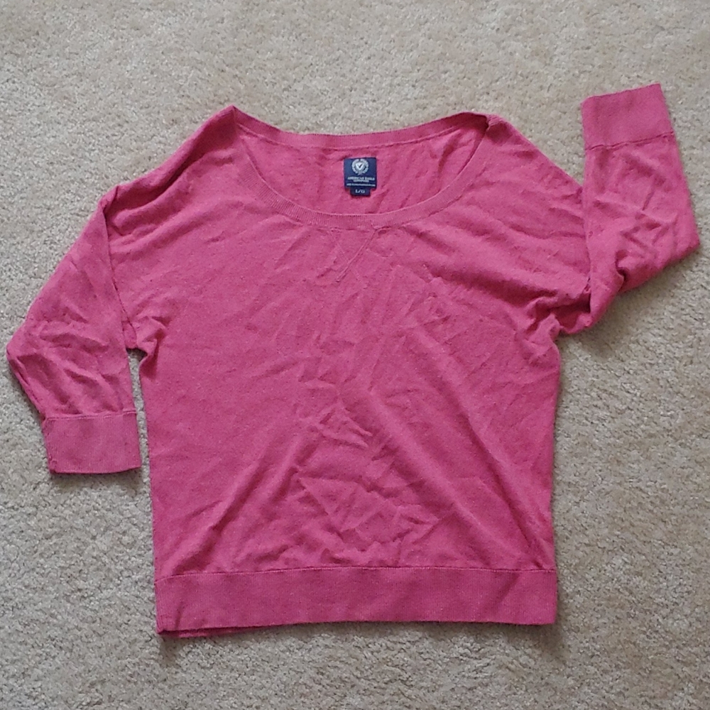 Large American eagle pink shirt